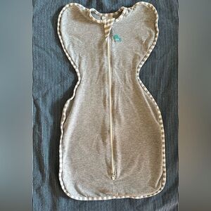 Love to Dream grey Small- 7-13lbs